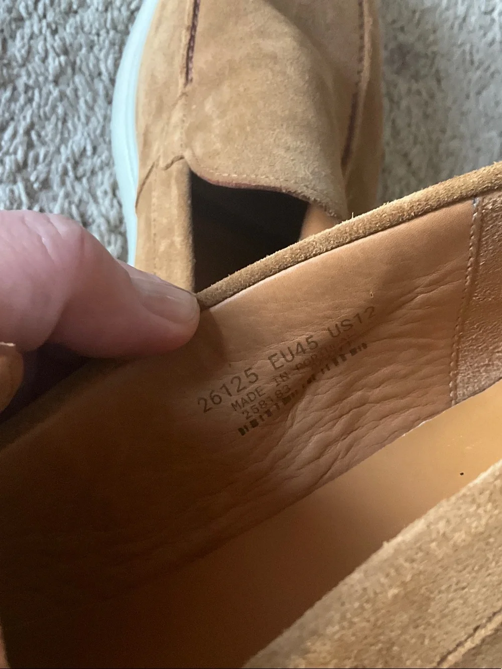 Magnanni Suede Slip-On Loafer in Tan